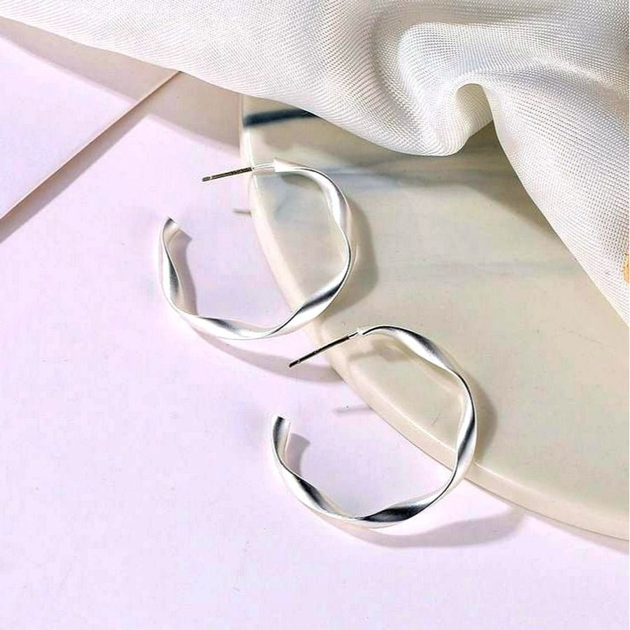 Emma Ellison Delicate Twist Hoop Minimalistic Earrings Silver Gift Packaged