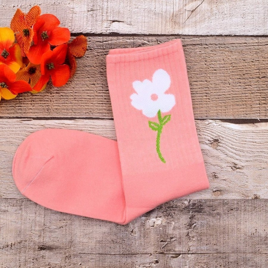 Minimal Garden Womens Flower Socks White on Pink Gift Packaged