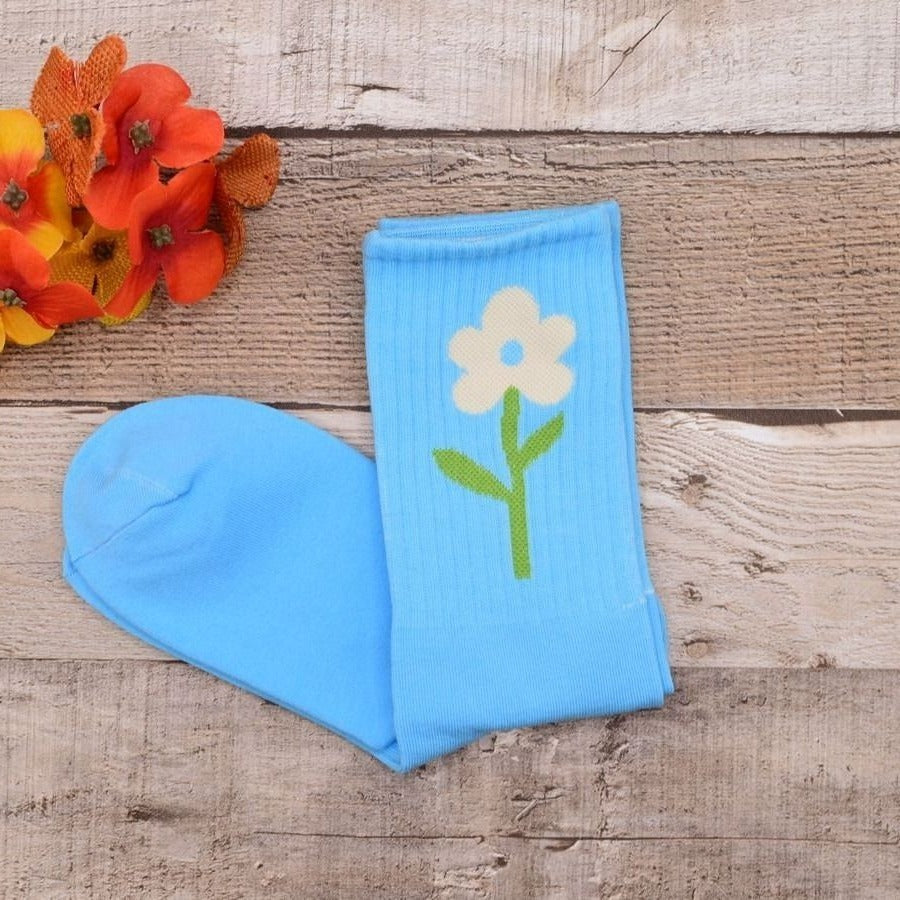 Minimal Garden Womens Flower Socks White on Blue Gift Packaged