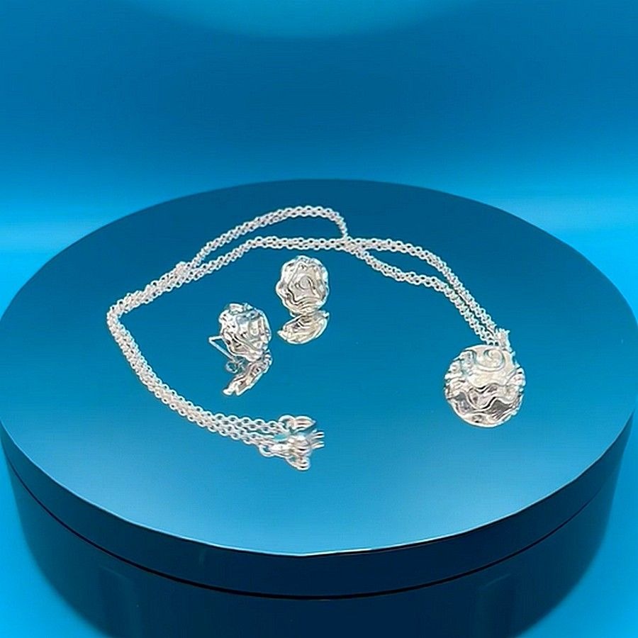 Alisha Cupcake Dreams Abstract Flower Design Sterling Silver Jewelry Set