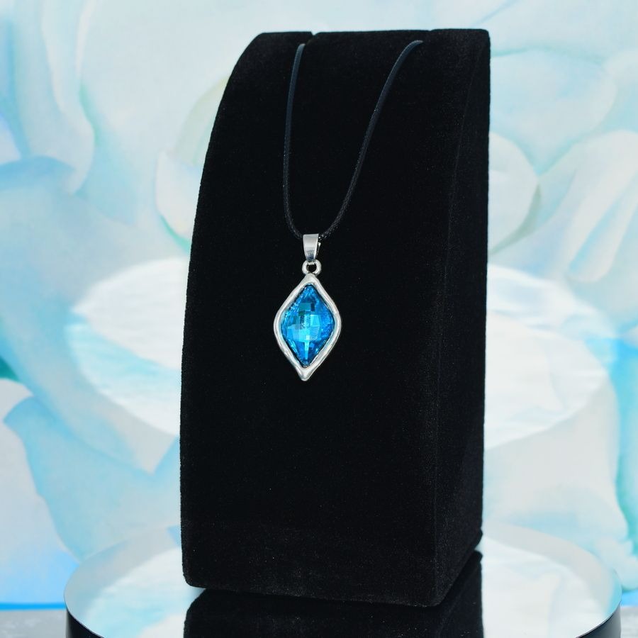 Lexie Topaz Blue Rhombus Crystal Charm Pendant Leather Necklace Gift Boxed