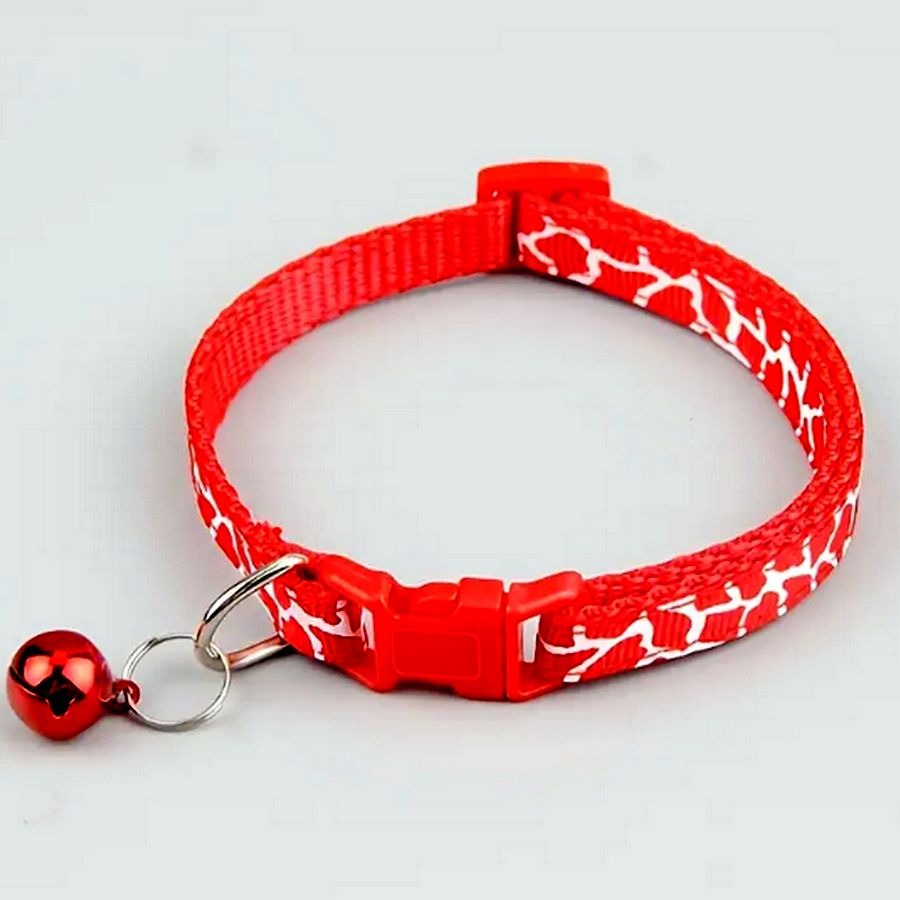 Belen Kutest Red Giraffe Pattern Cat Collar with Bell and Toys Gift Packaged