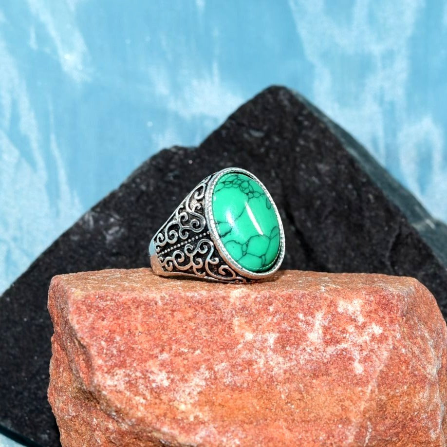 Aziel Scrolls Mens Size 8.5 Oval Green Turquoise Etched Silver Ring Gift Boxed