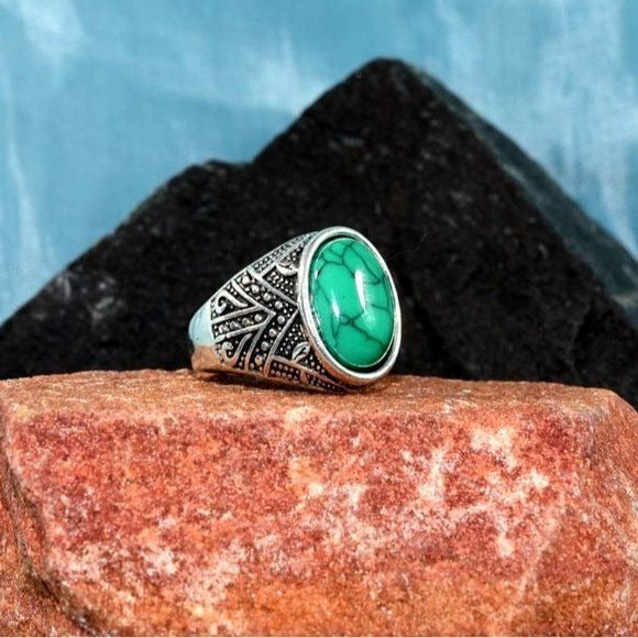 Lucas Arrow Mens Etched Silver Ring Green Turquoise Simulate