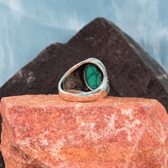 Lucas Arrow Mens Etched Silver Ring Green Turquoise Simulate