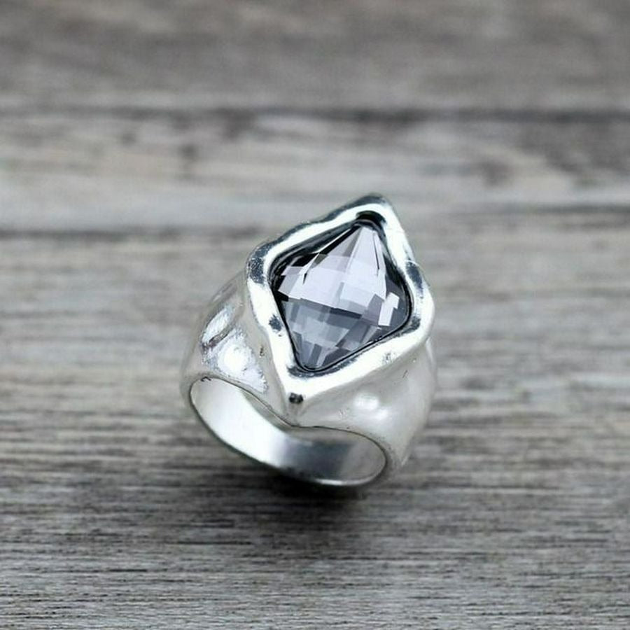 Zuri Cadance Womens Size 8 Rhombus Sapphire Gray Crystal Silver Ring