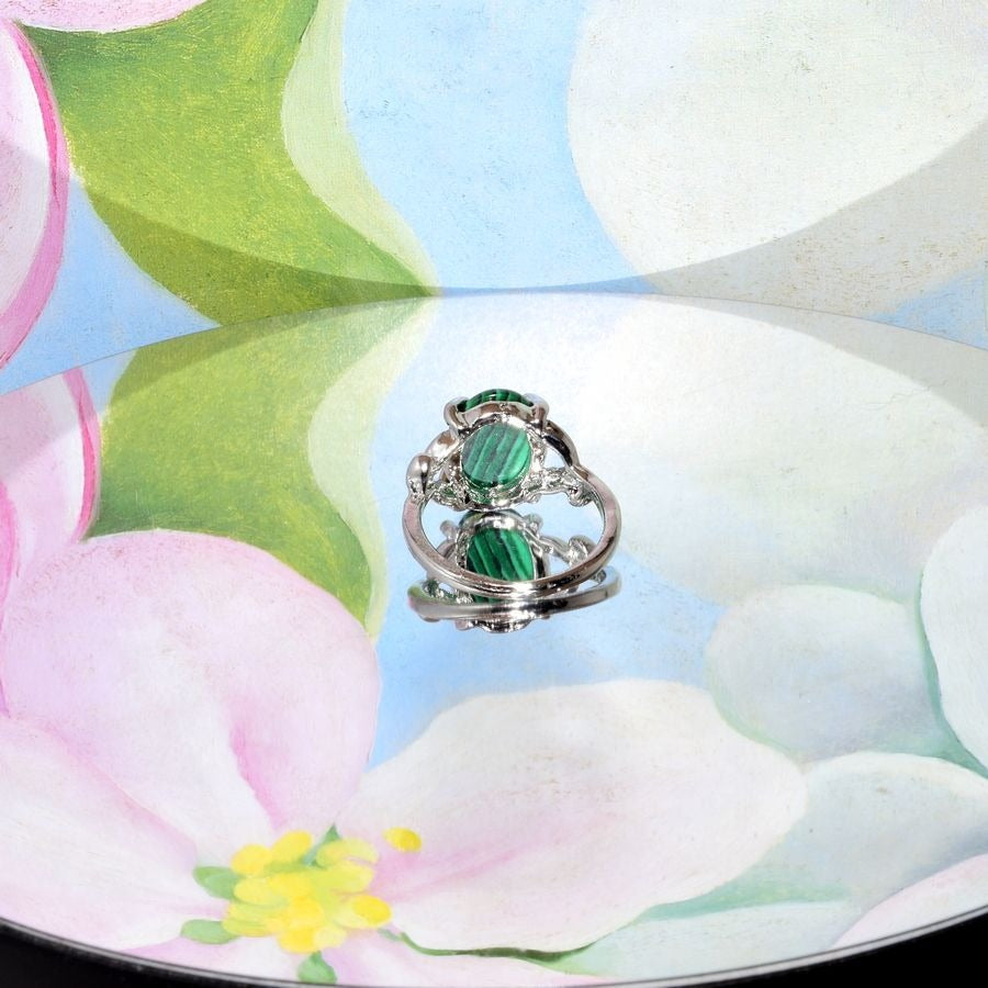 Petiole Artiste Size 7 Womens Oval Green Malachite Silver Ring Gift Boxed