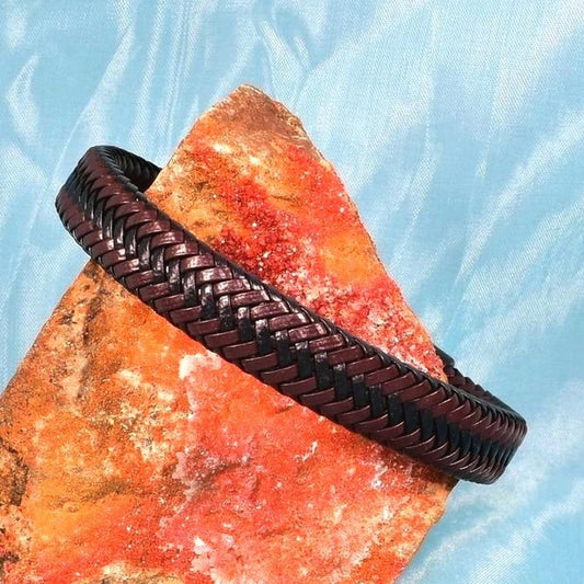 Vault Sloane Herringbone Weave Metal Clasp Leather Bracelet Black Brown Gift Box