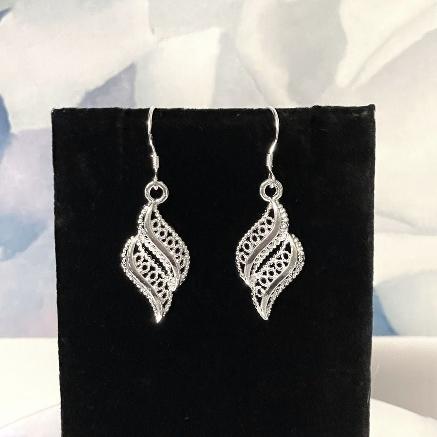 Valery Tianna Sterling Silver Imperial Necklace Earrings Gift Set