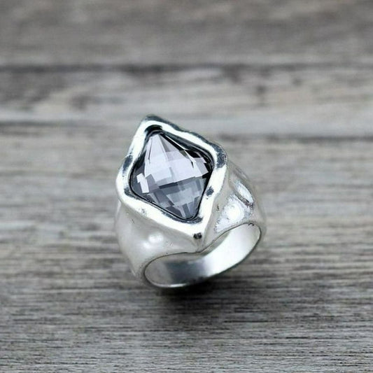 Zuri Cadance Mens Size 8 Rhombus Sapphire Gray Crystal Silver Ring