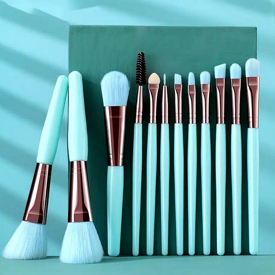 Ellie Anna 12 Piece Makeup Brush Set Smooth Scene Purple Gift Packaged