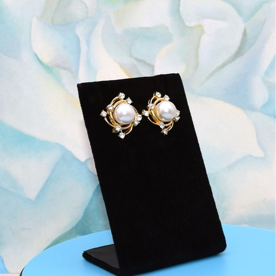 Vienna Swirl Vanilla Cream Pearl Earrings