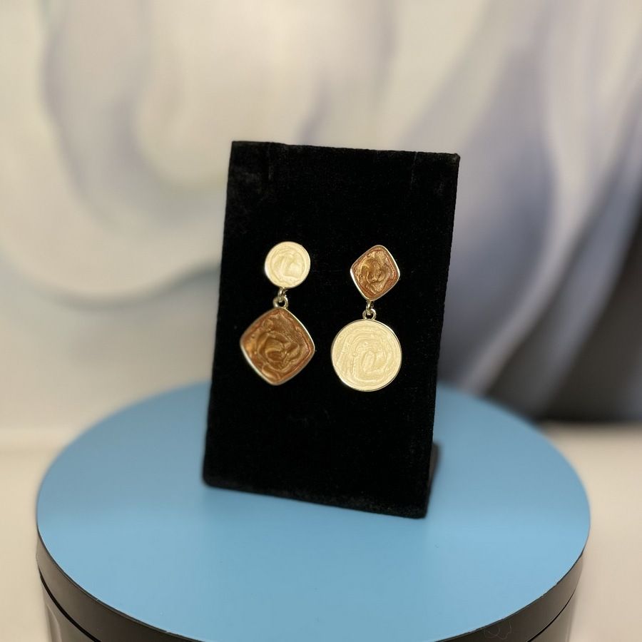 Alina Ellison Enamel Sheen Geo Dangle Earrings Cream Brown Gold Gift Packaged