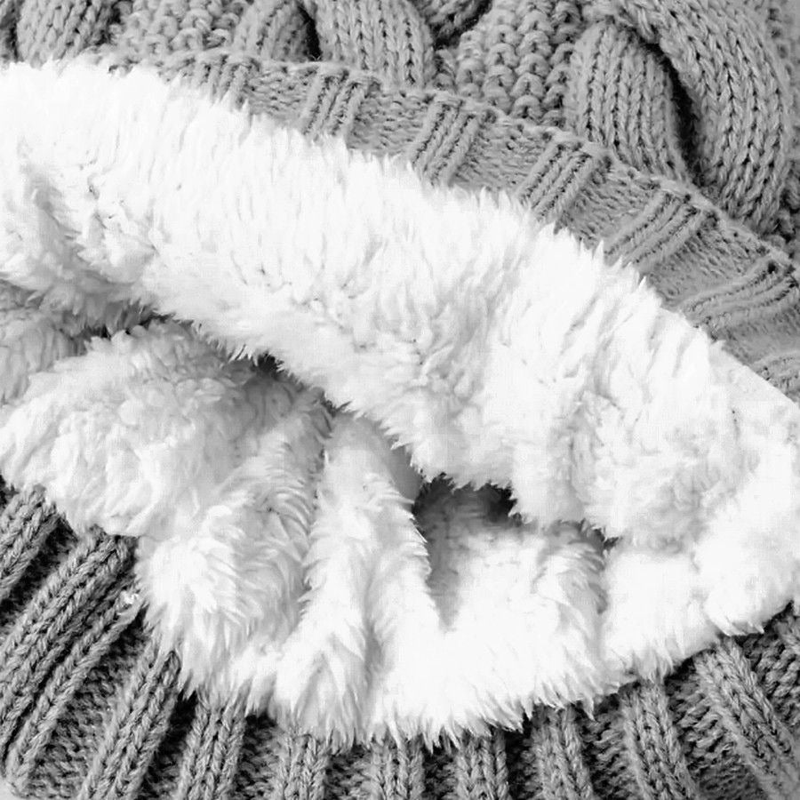 Haylee Glenn Gray Fleece Lined Cable Knit Fur Pom Pom Beanie Hat Gift Packaged