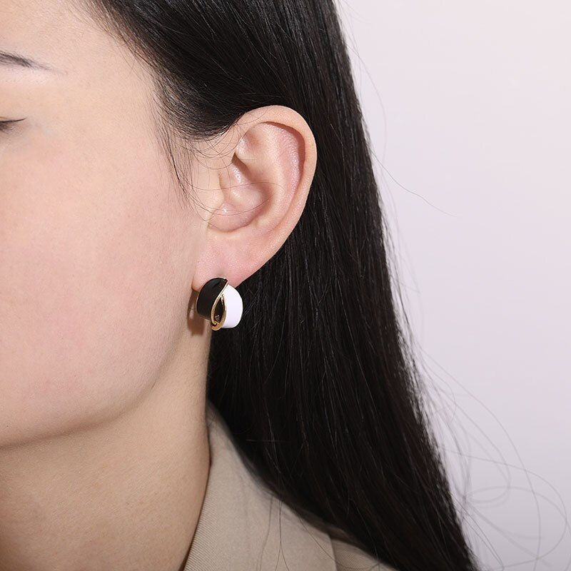 Ashlyn Ellie Artiste Petal Earrings White and Deep Black on Gold Gift Boxed