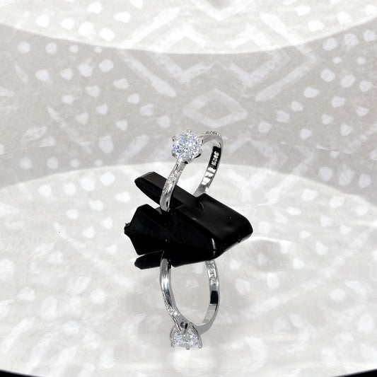 Sophie Shay Solitaire Ribbon Accent 925 Sterling Silver Ring Size 7