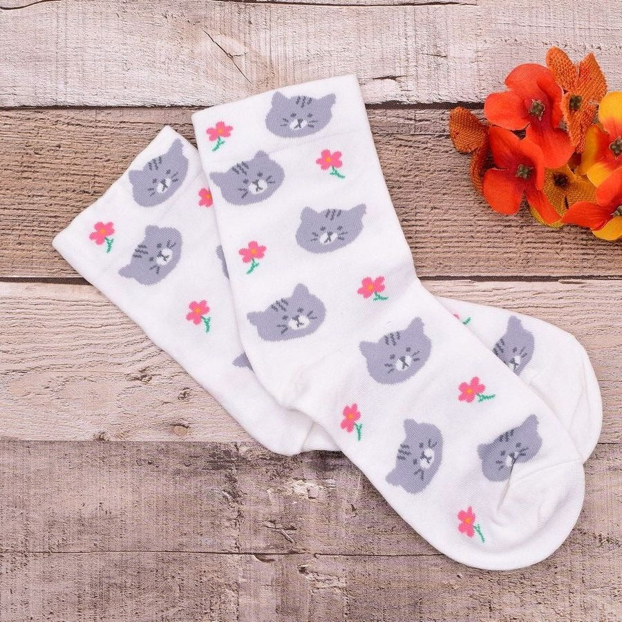 Andi Larose Womens Kitty Cat Pattern Socks Gray on White