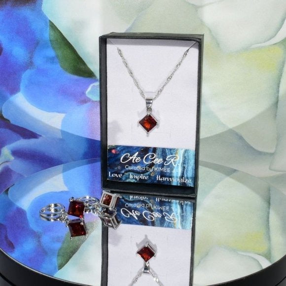 Mia Sincerity Red Garnet 925 Sterling Silver Necklace Gift Boxed
