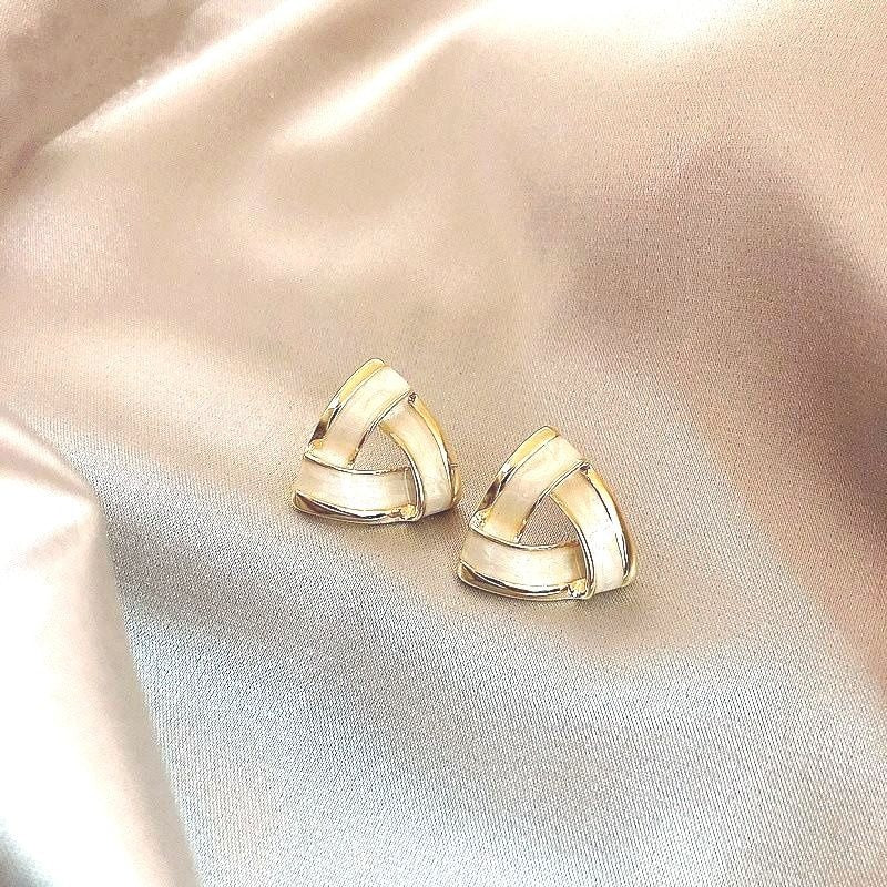 Aspen Artistic Cream White Drip Spun Enamel Open Triangle Earrings Gift Packaged